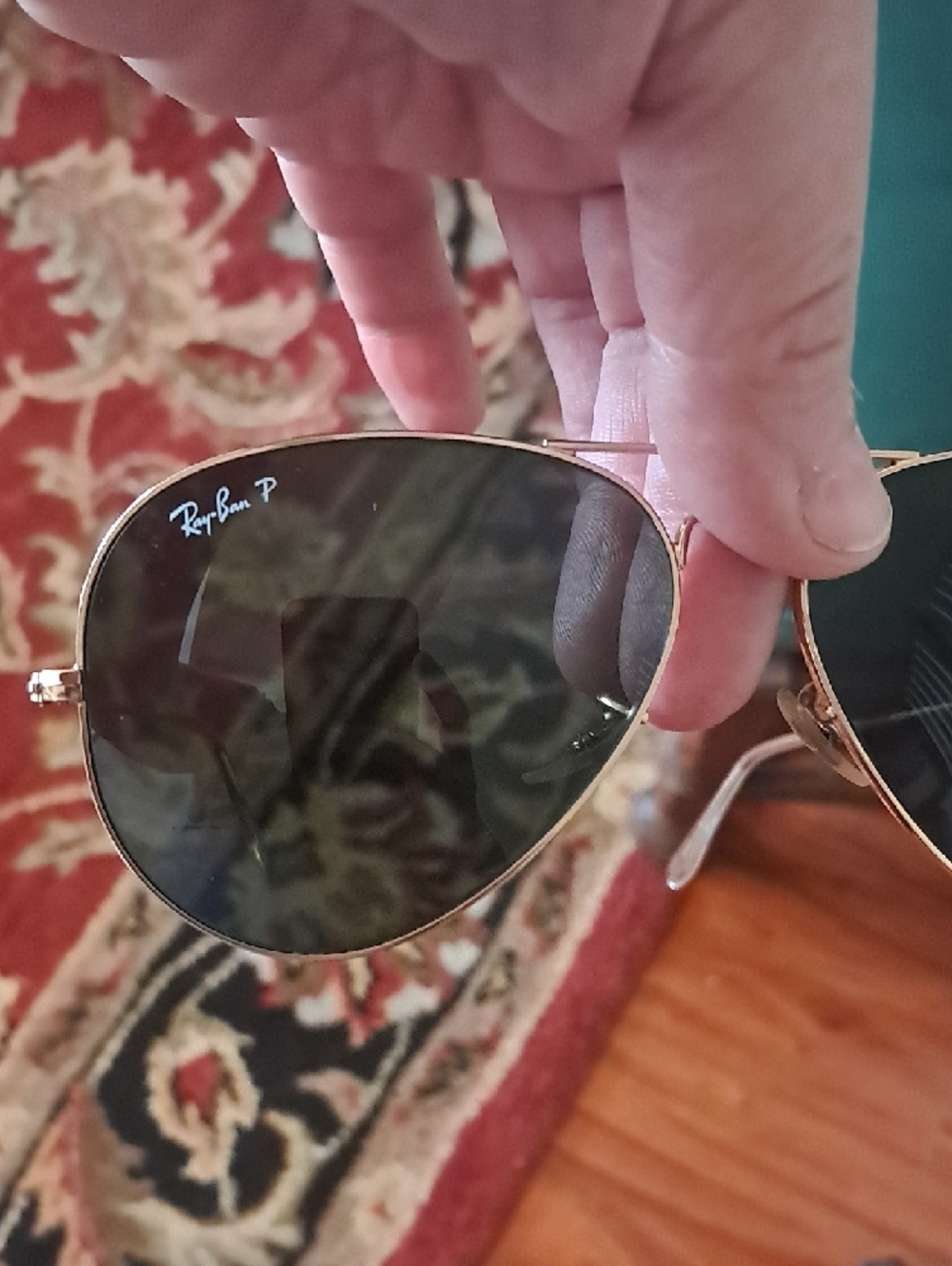 Ray-Ban Gold Frame Sunglasses with Dark Green Lenses - Picture 3 of 6